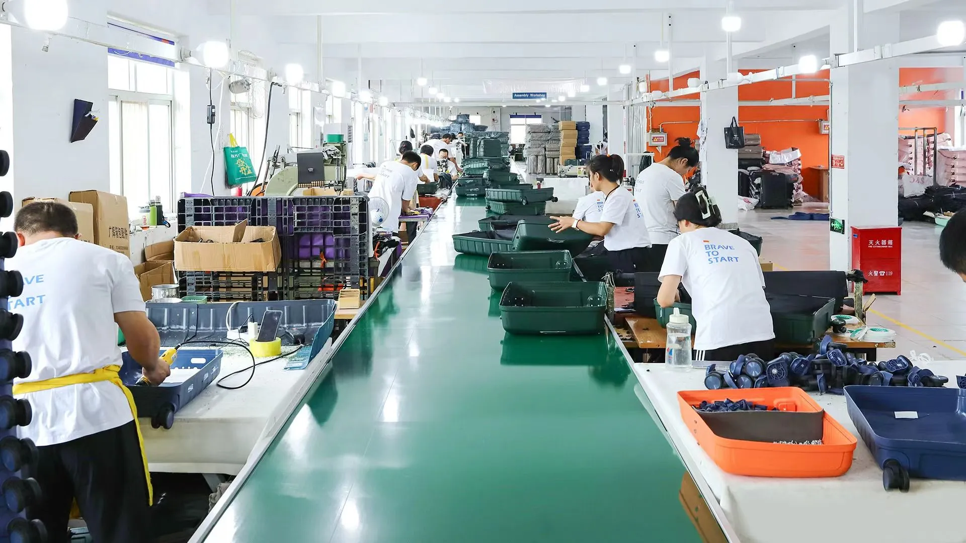 Suitcase assembly workshop